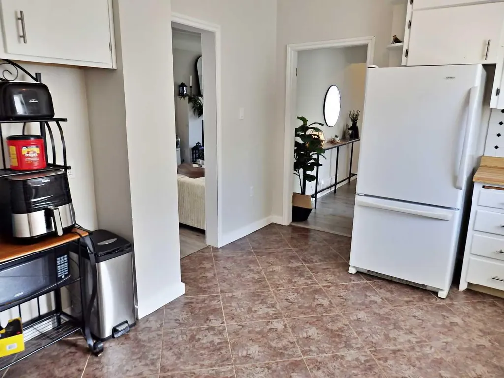 4706 53 Avenue Vermilion AB T9X 1S2