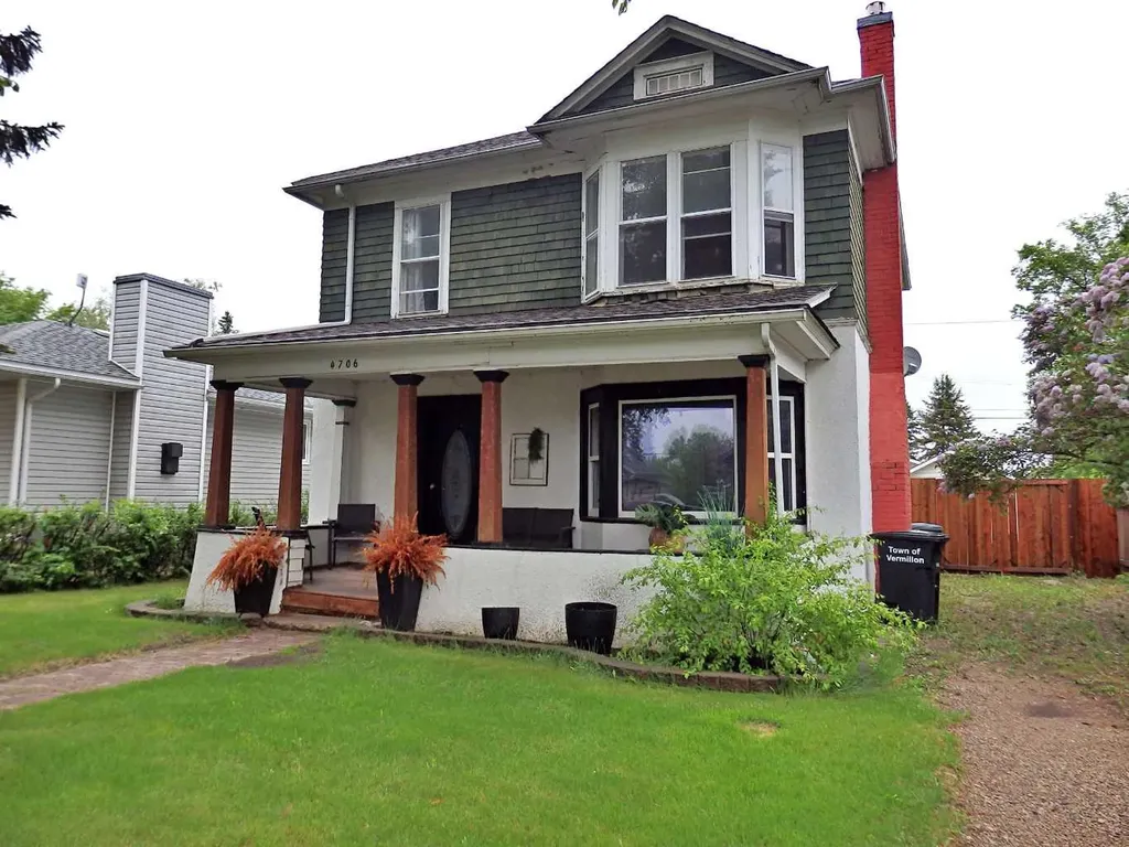 4706 53 Avenue Vermilion AB T9X 1S2