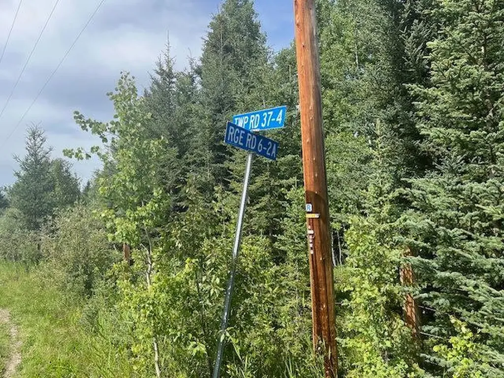 62030 Twp 37-4 Rural Clearwater County AB T2T 2A3