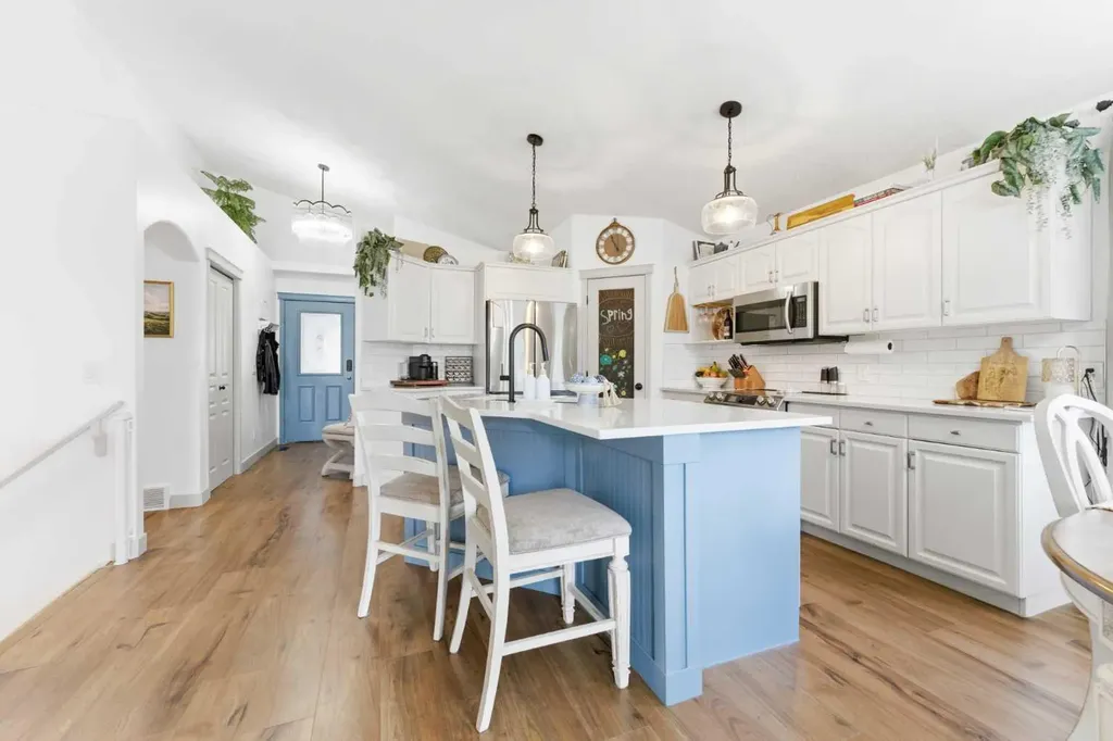 212 Cove Drive Chestermere AB T1X 1E9