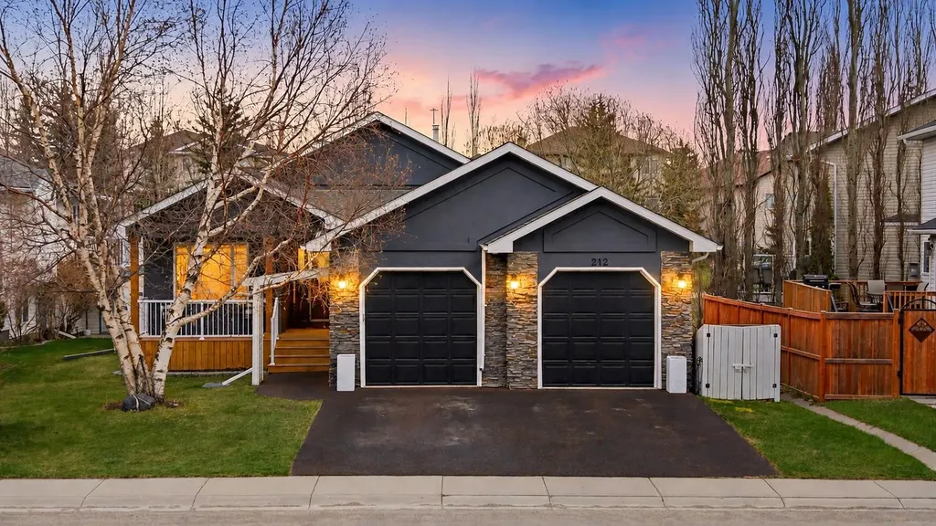 212 Cove Drive Chestermere AB T1X 1E9