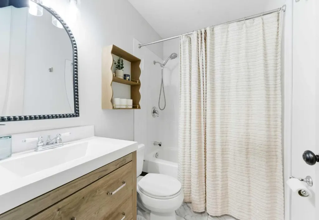 212 Cove Drive Chestermere AB T1X 1E9