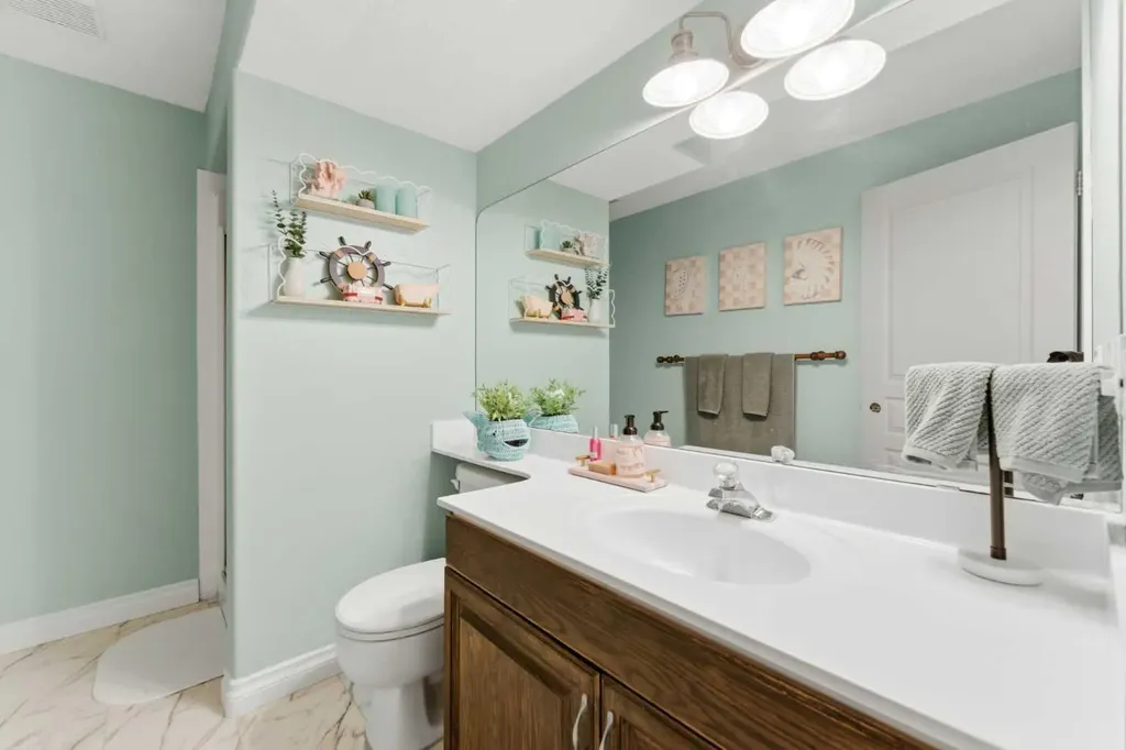 212 Cove Drive Chestermere AB T1X 1E9