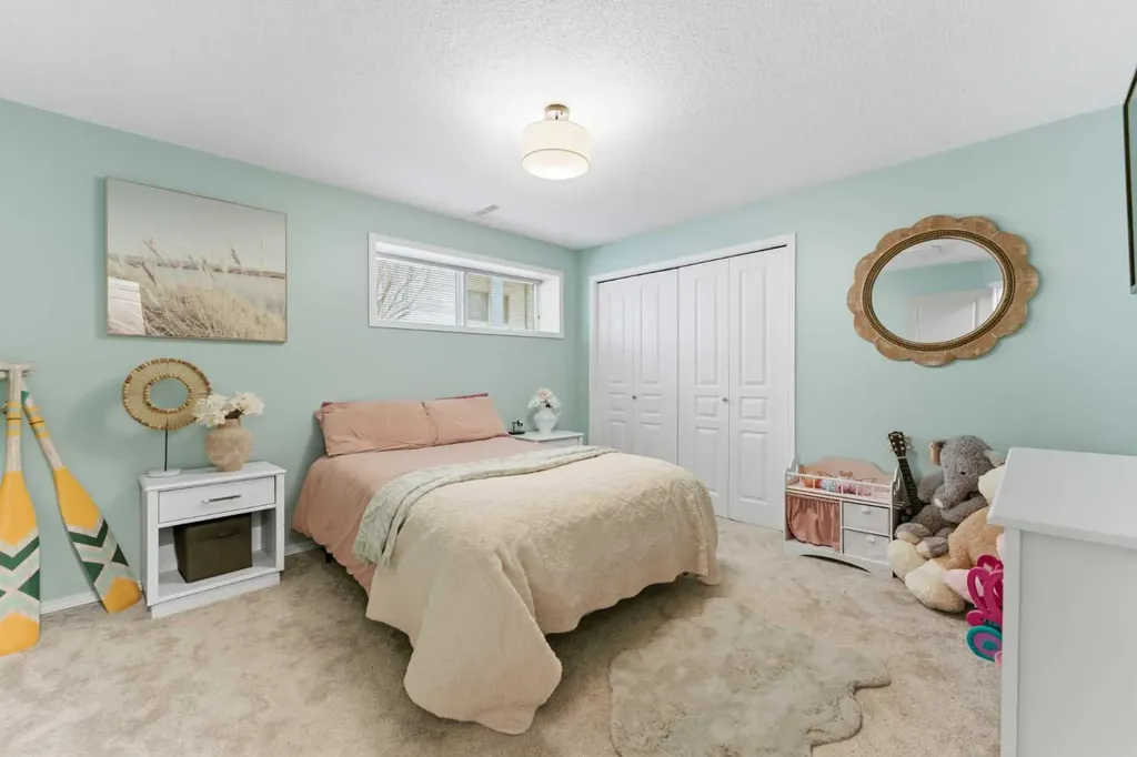 212 Cove Drive Chestermere AB T1X 1E9