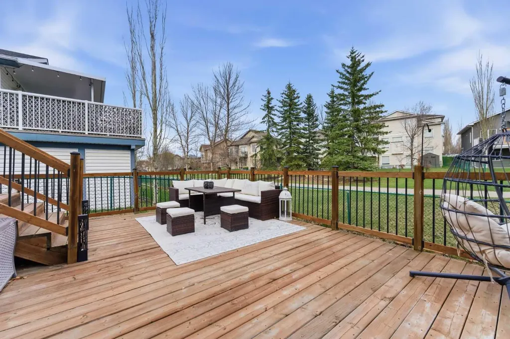212 Cove Drive Chestermere AB T1X 1E9