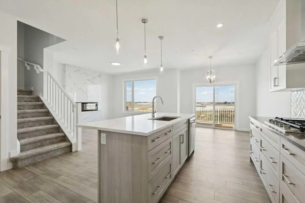 458 Hotchkiss Manor SE Calgary AB T3S0J9
