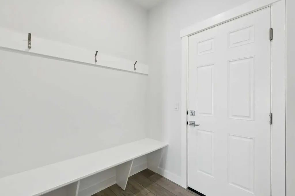458 Hotchkiss Manor SE Calgary AB T3S0J9