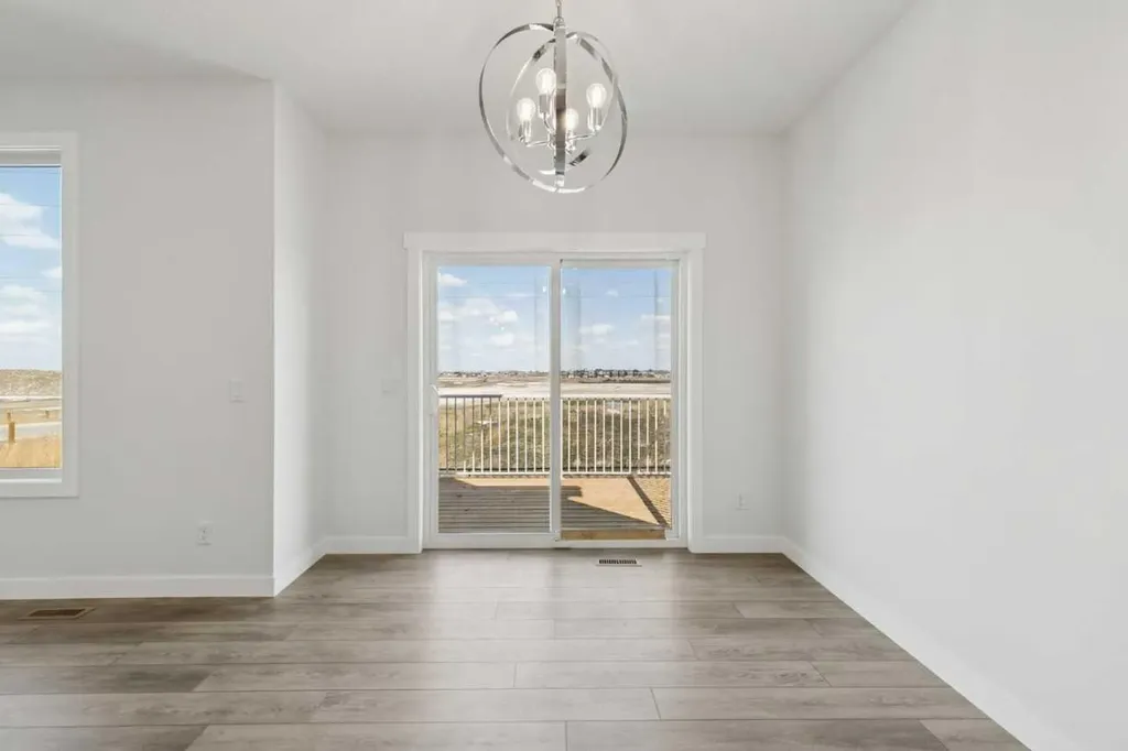 458 Hotchkiss Manor SE Calgary AB T3S0J9