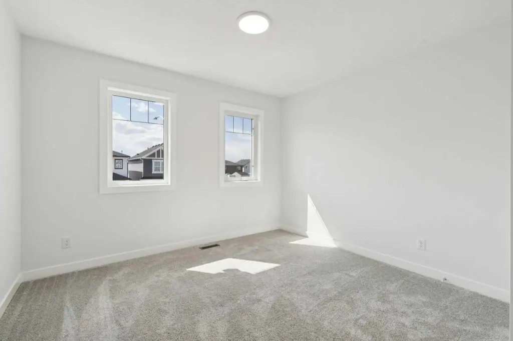 458 Hotchkiss Manor SE Calgary AB T3S0J9