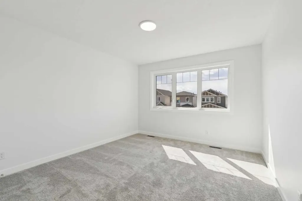 458 Hotchkiss Manor SE Calgary AB T3S0J9