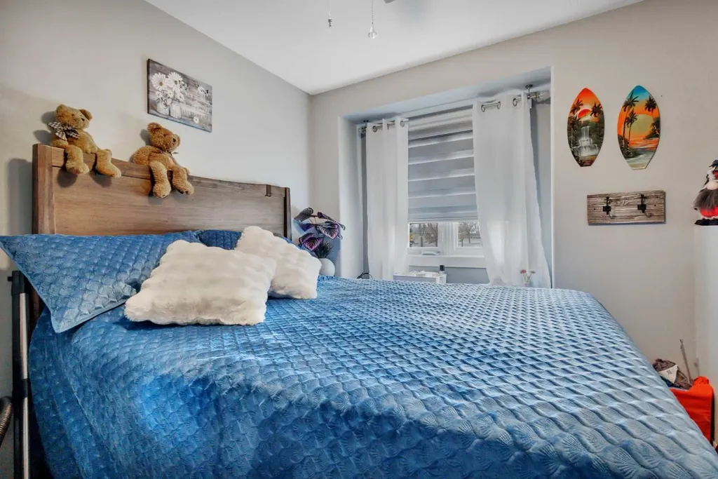 17 Keast Way Red Deer AB T4P 3Z3