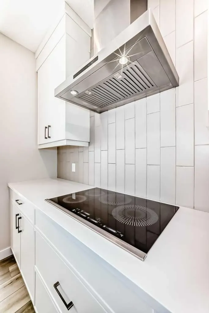 55 Silver Spruce Grove SW Calgary AB T2X 5L9