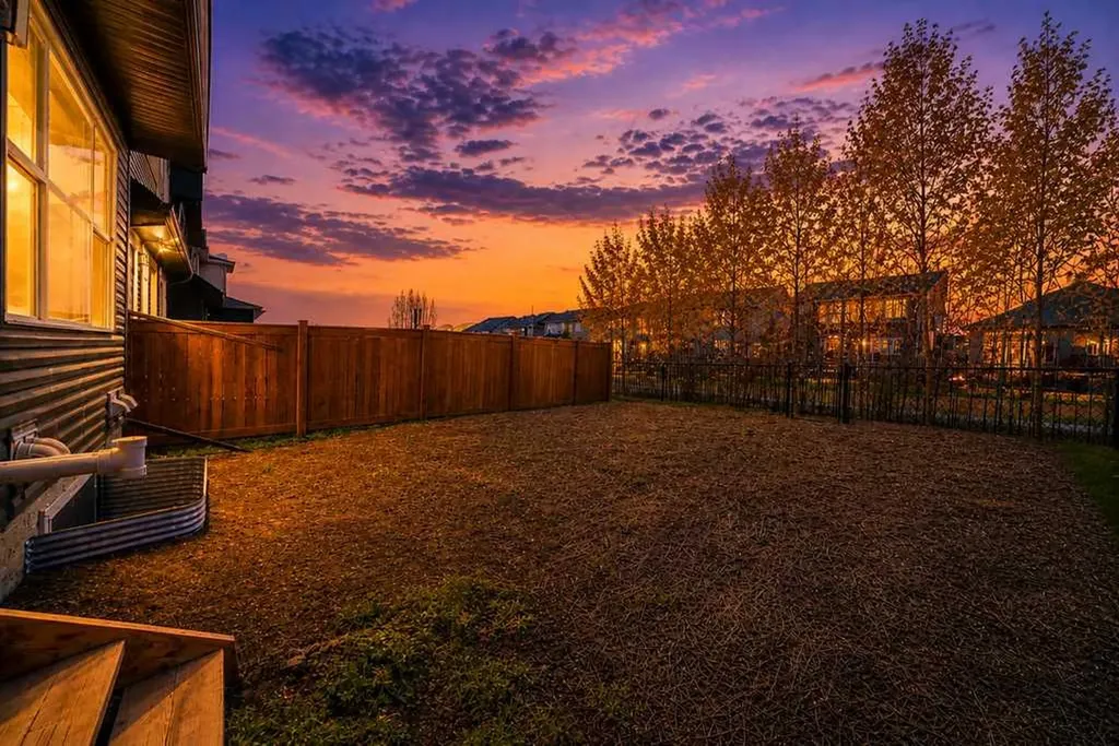 55 Silver Spruce Grove SW Calgary AB T2X 5L9