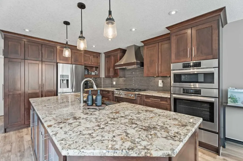 31 Brightondale Close SE Calgary AB T2Z 4M6