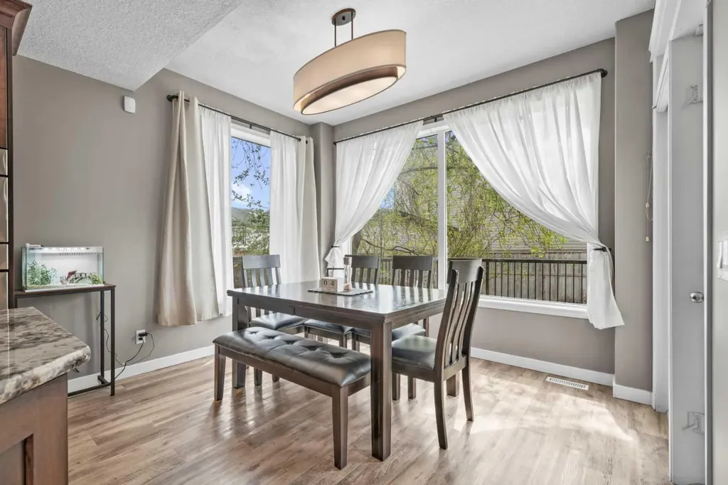 31 Brightondale Close SE Calgary AB T2Z 4M6
