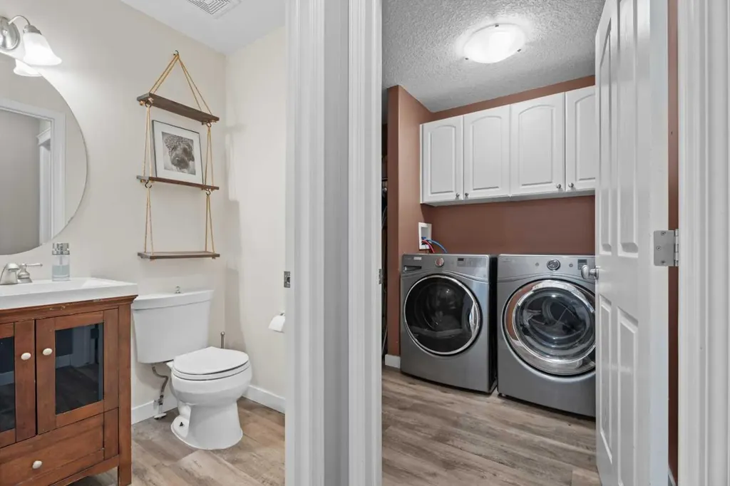 31 Brightondale Close SE Calgary AB T2Z 4M6