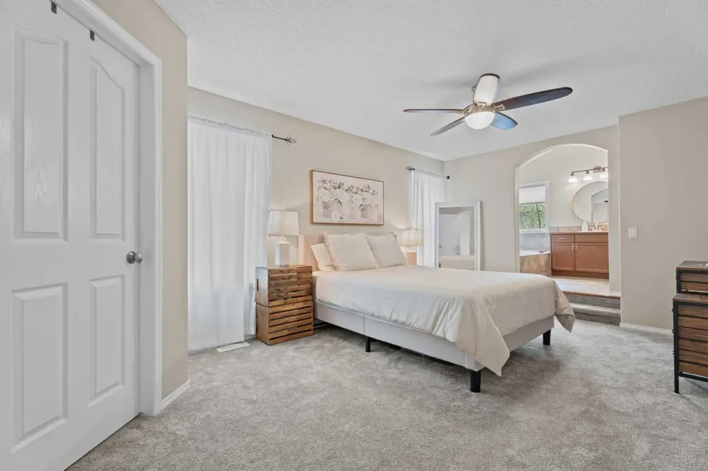 31 Brightondale Close SE Calgary AB T2Z 4M6