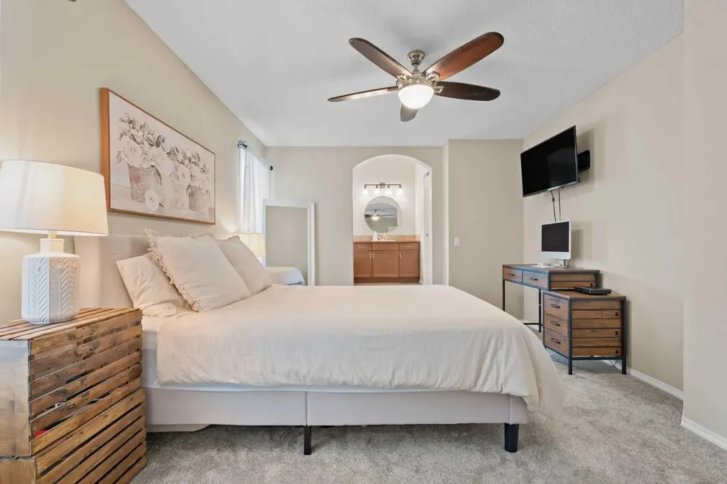 31 Brightondale Close SE Calgary AB T2Z 4M6