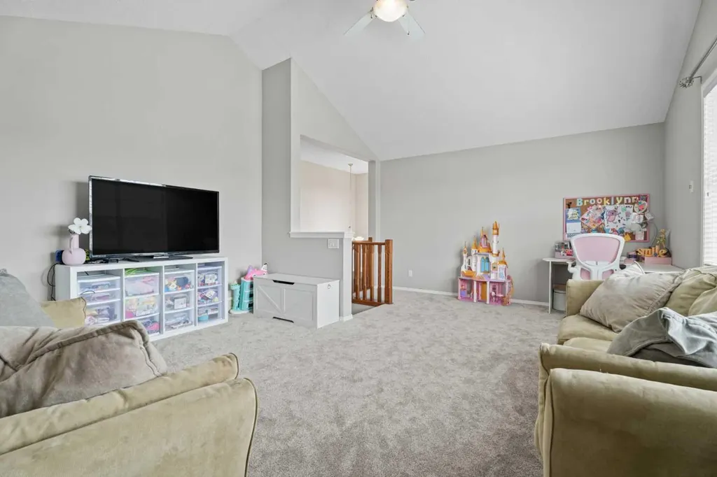 31 Brightondale Close SE Calgary AB T2Z 4M6