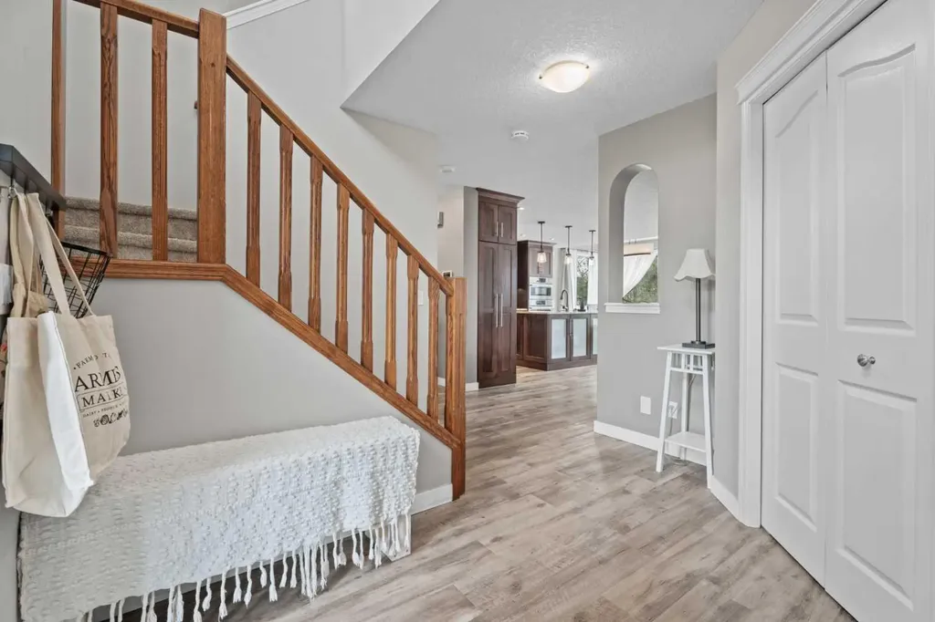 31 Brightondale Close SE Calgary AB T2Z 4M6