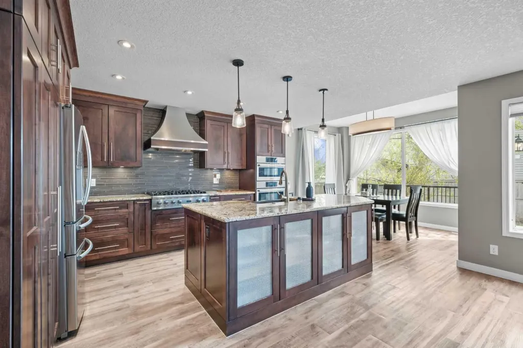31 Brightondale Close SE Calgary AB T2Z 4M6