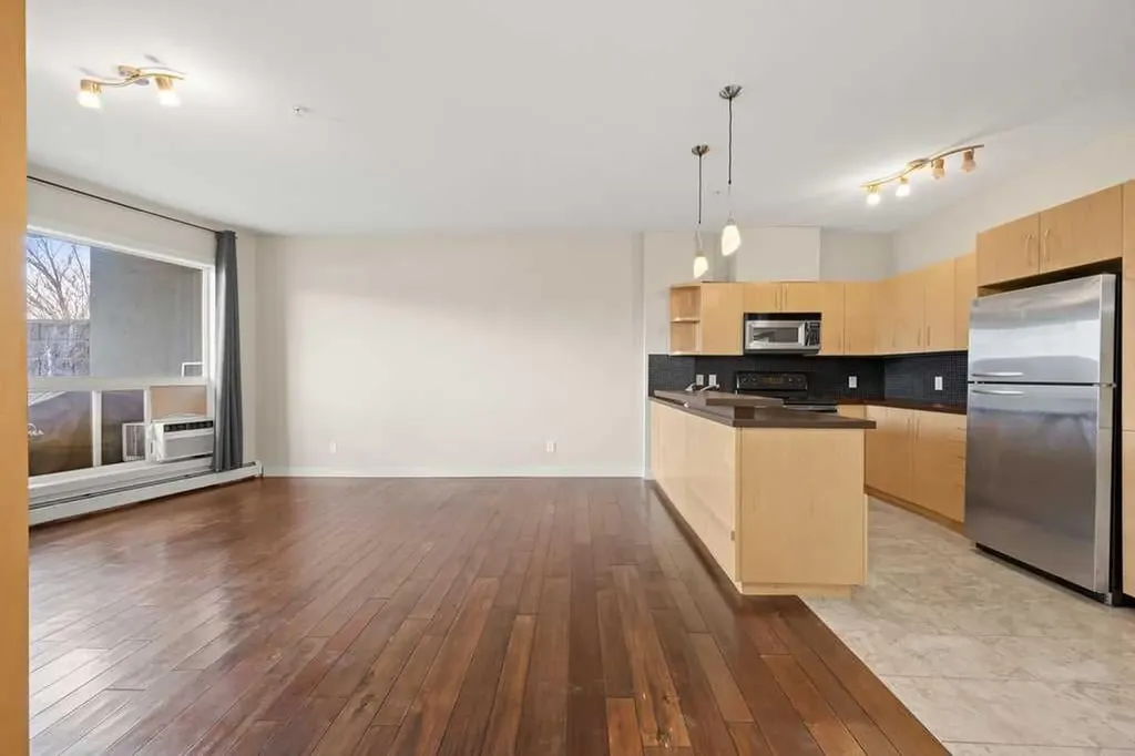 69 Springborough Court SW Calgary AB T3H 5V5