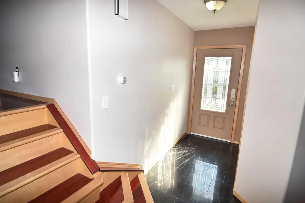 6151 Penworth Road SE Calgary AB T2A 4J9