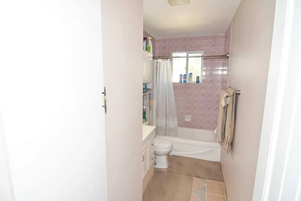 6151 Penworth Road SE Calgary AB T2A 4J9