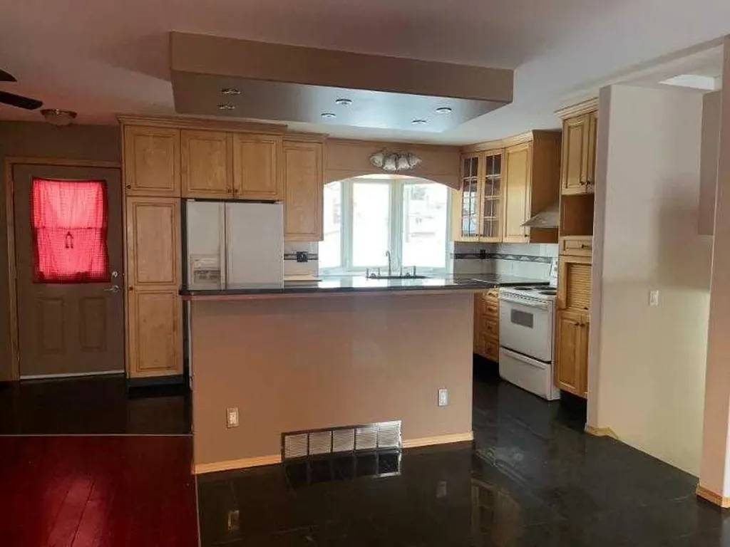 6151 Penworth Road SE Calgary AB T2A 4J9