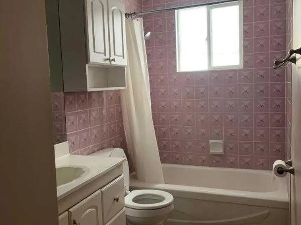 6151 Penworth Road SE Calgary AB T2A 4J9