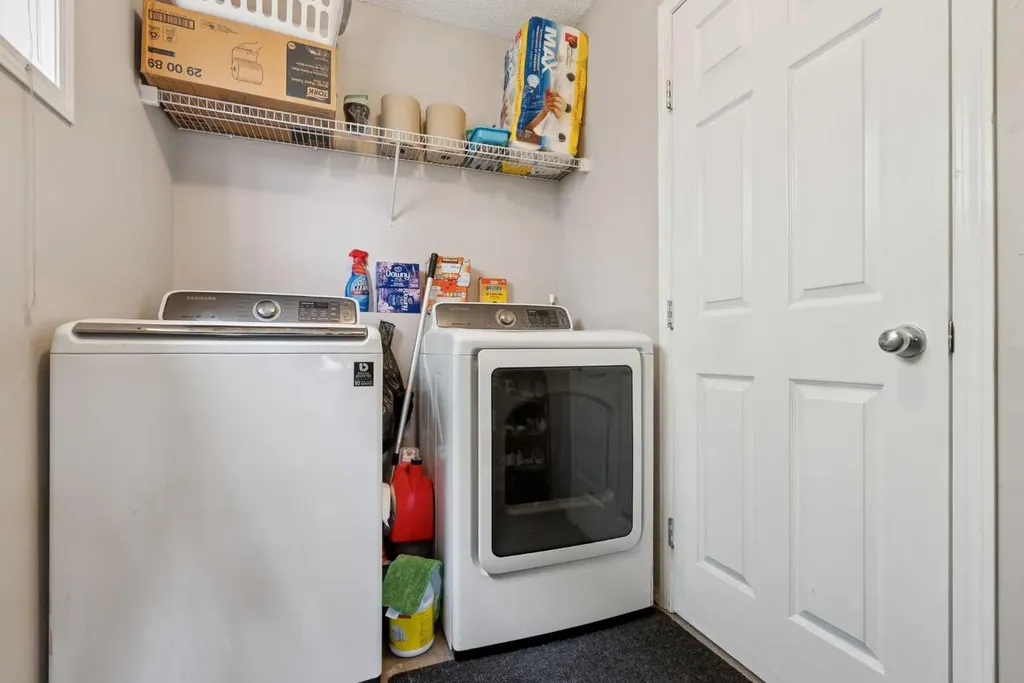 35 Saddletree Drive NE Calgary AB T3J 5C7