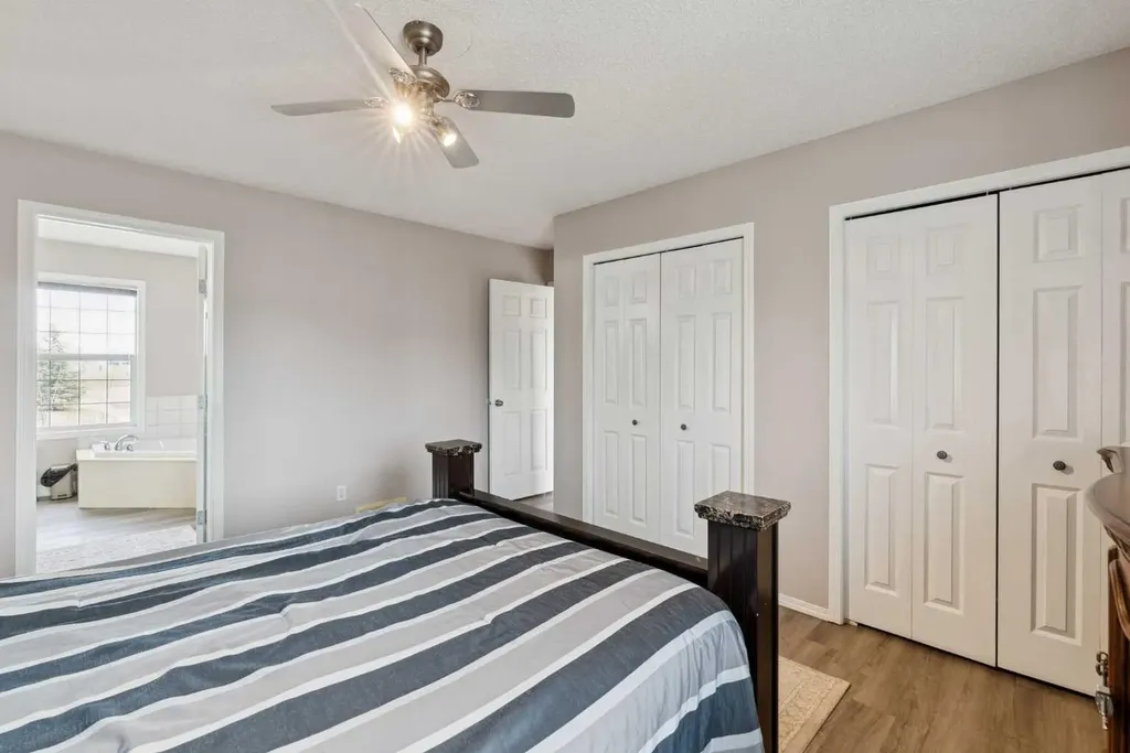 35 Saddletree Drive NE Calgary AB T3J 5C7
