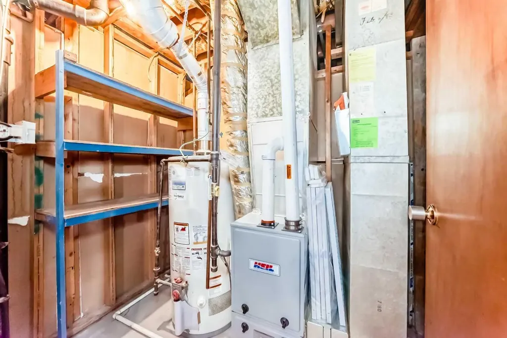 43 Mckenna Way SE Calgary AB T2Z 1X4