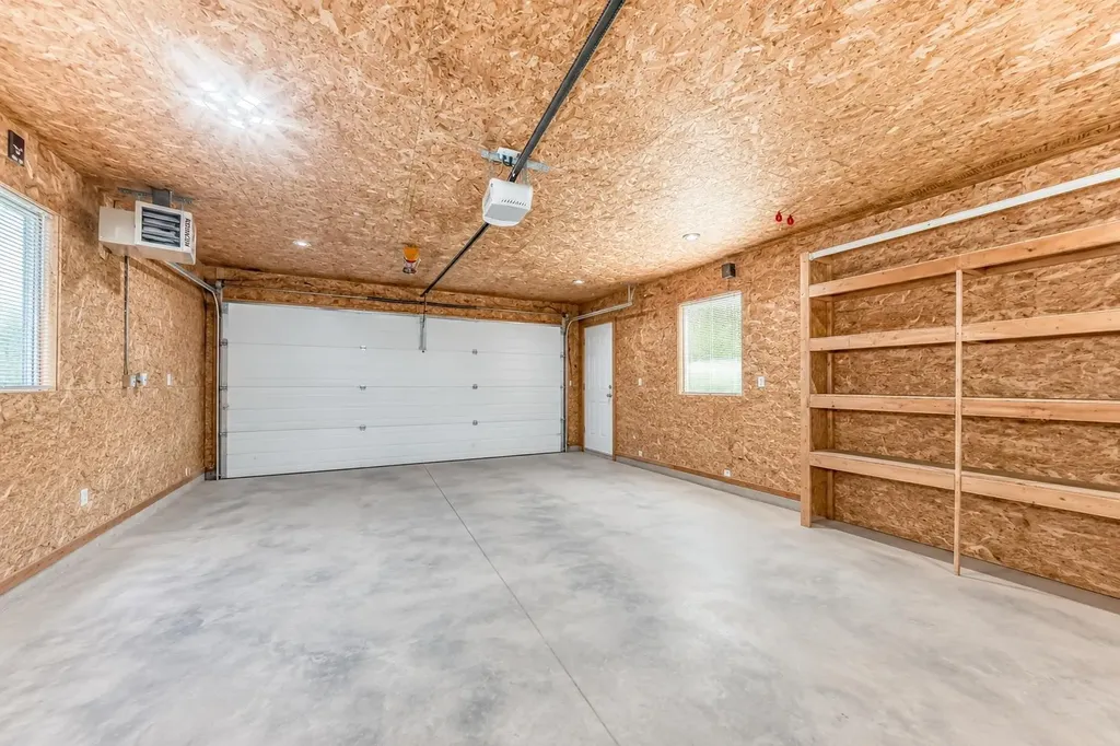 43 Mckenna Way SE Calgary AB T2Z 1X4