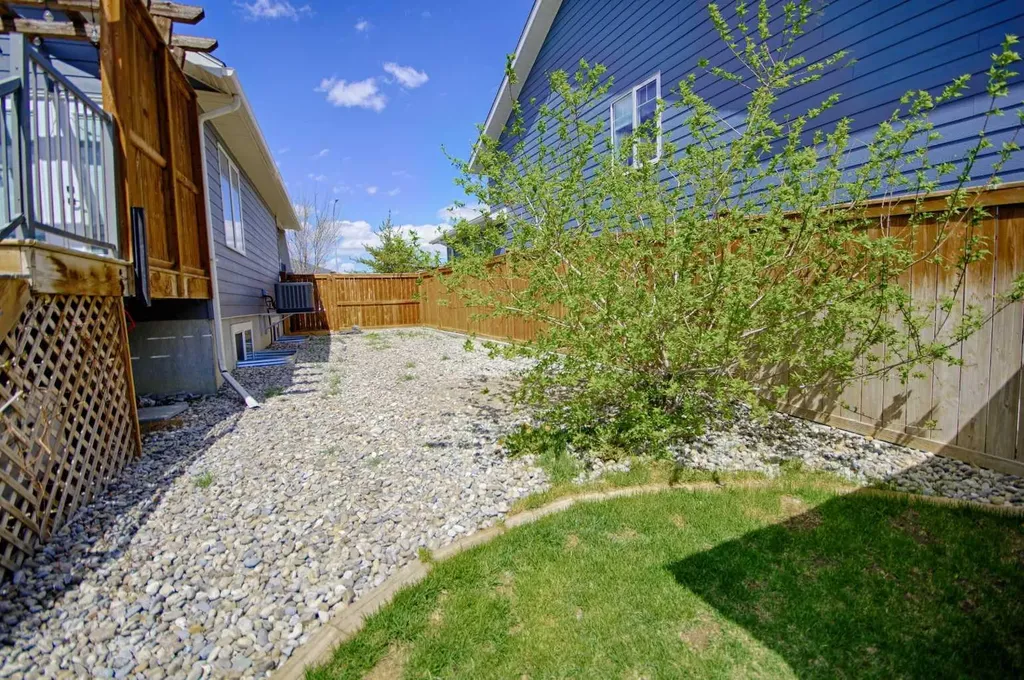 807 Sunset Place Picture Butte AB T0K 1V0