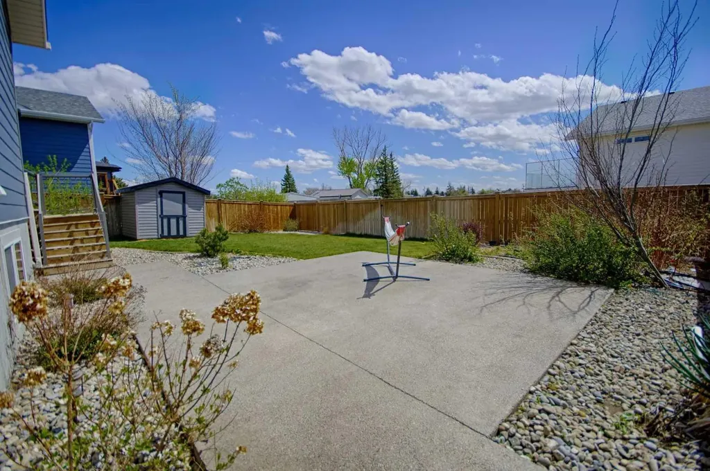 807 Sunset Place Picture Butte AB T0K 1V0