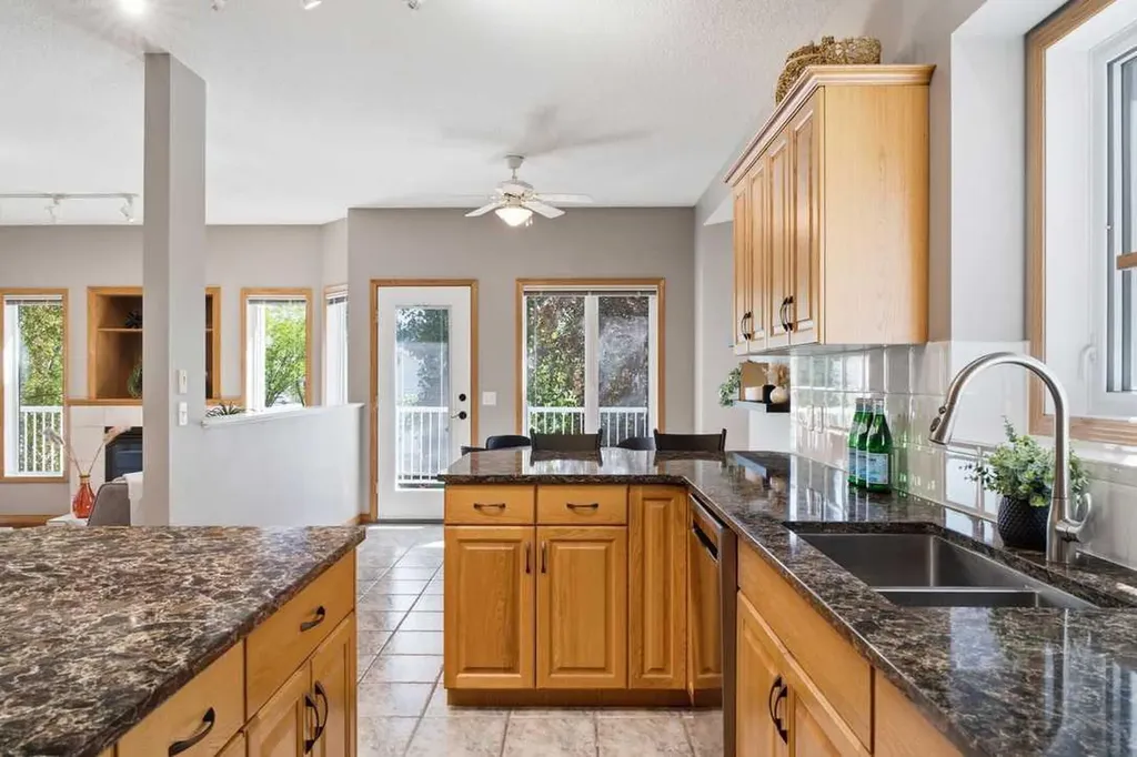 545 Rocky Ridge Bay NW Calgary AB T3G 4E7