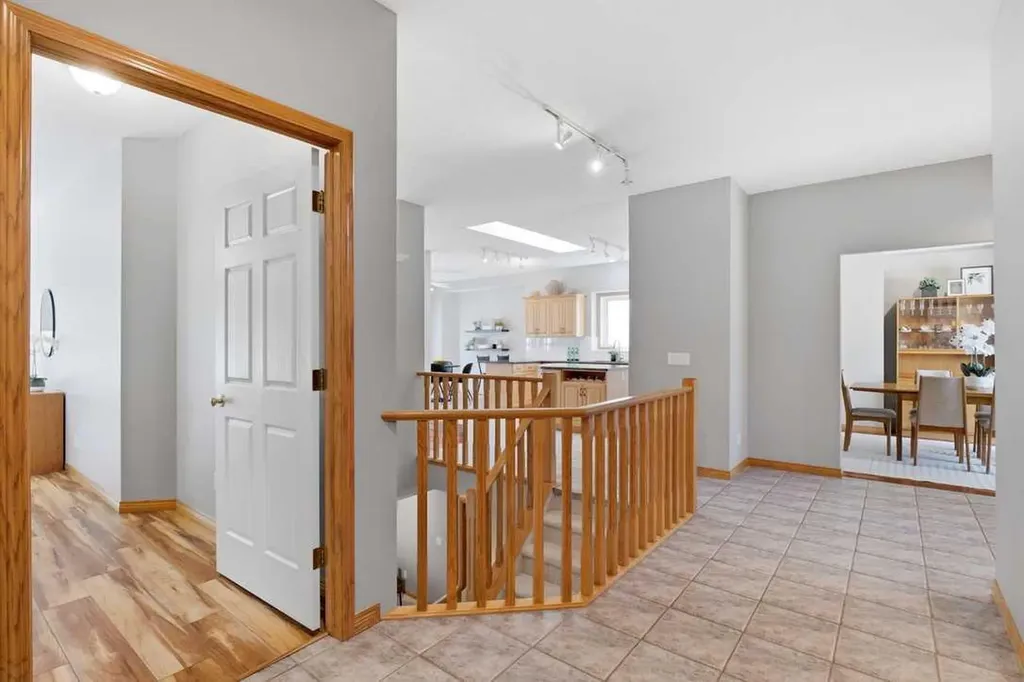 545 Rocky Ridge Bay NW Calgary AB T3G 4E7