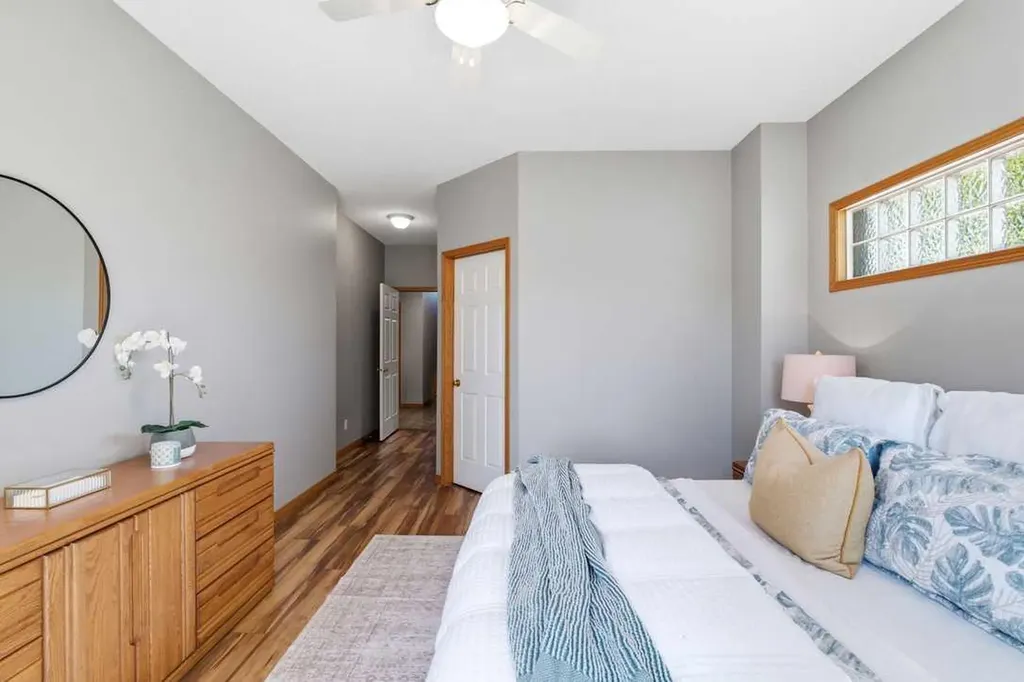545 Rocky Ridge Bay NW Calgary AB T3G 4E7