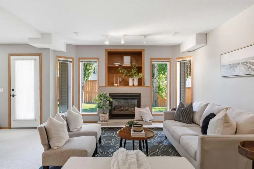 545 Rocky Ridge Bay NW Calgary AB T3G 4E7