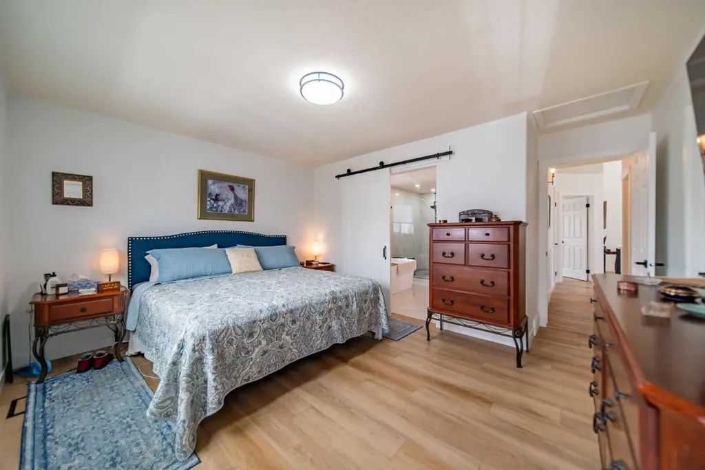 9 Scripps Landing NW Calgary AB T3L1V9