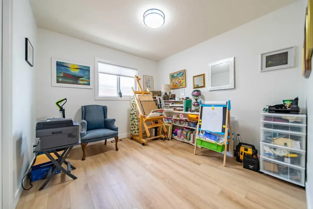 9 Scripps Landing NW Calgary AB T3L1V9