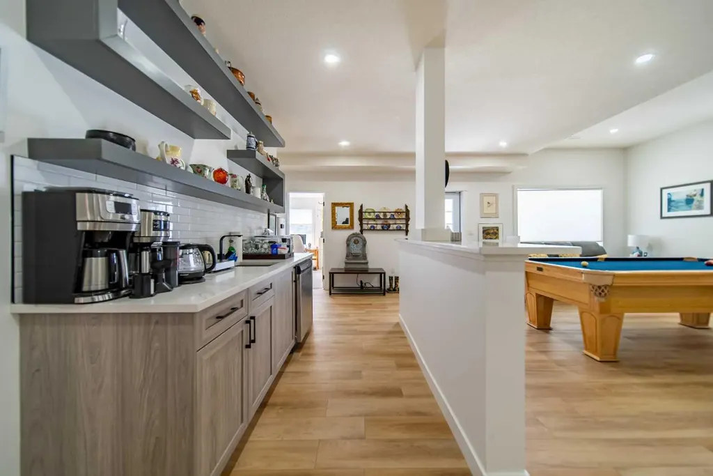 9 Scripps Landing NW Calgary AB T3L1V9