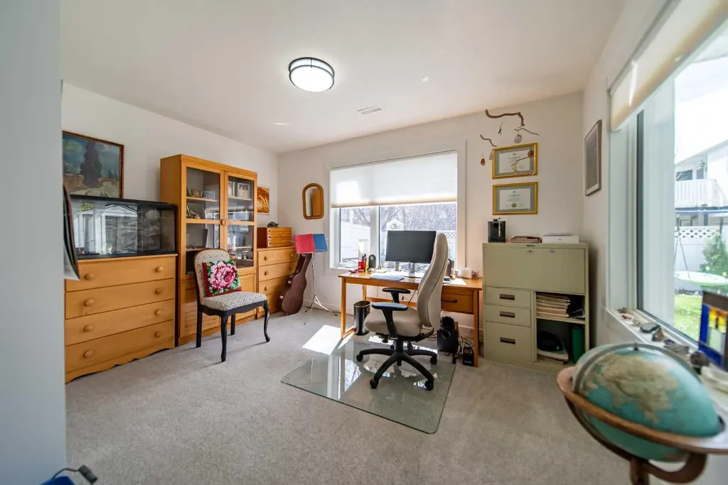 9 Scripps Landing NW Calgary AB T3L1V9