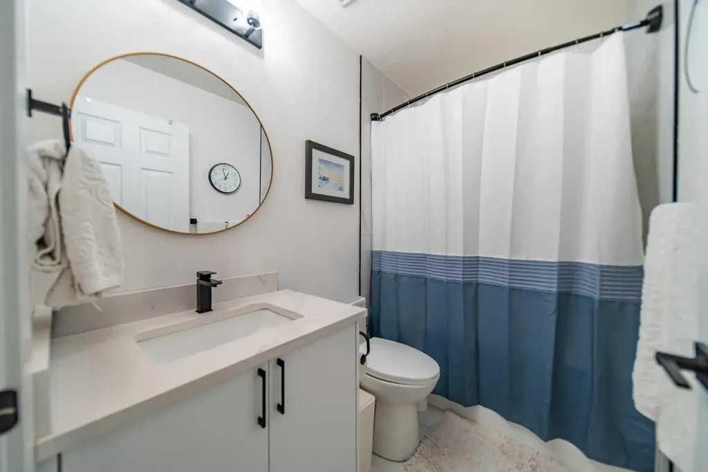 9 Scripps Landing NW Calgary AB T3L1V9