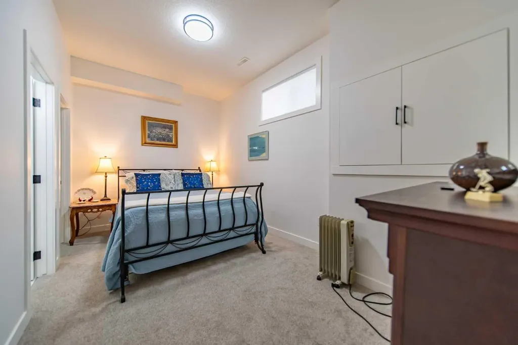 9 Scripps Landing NW Calgary AB T3L1V9