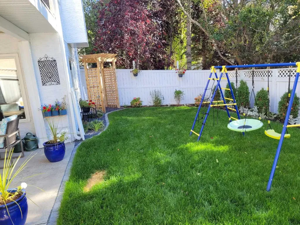 9 Scripps Landing NW Calgary AB T3L1V9
