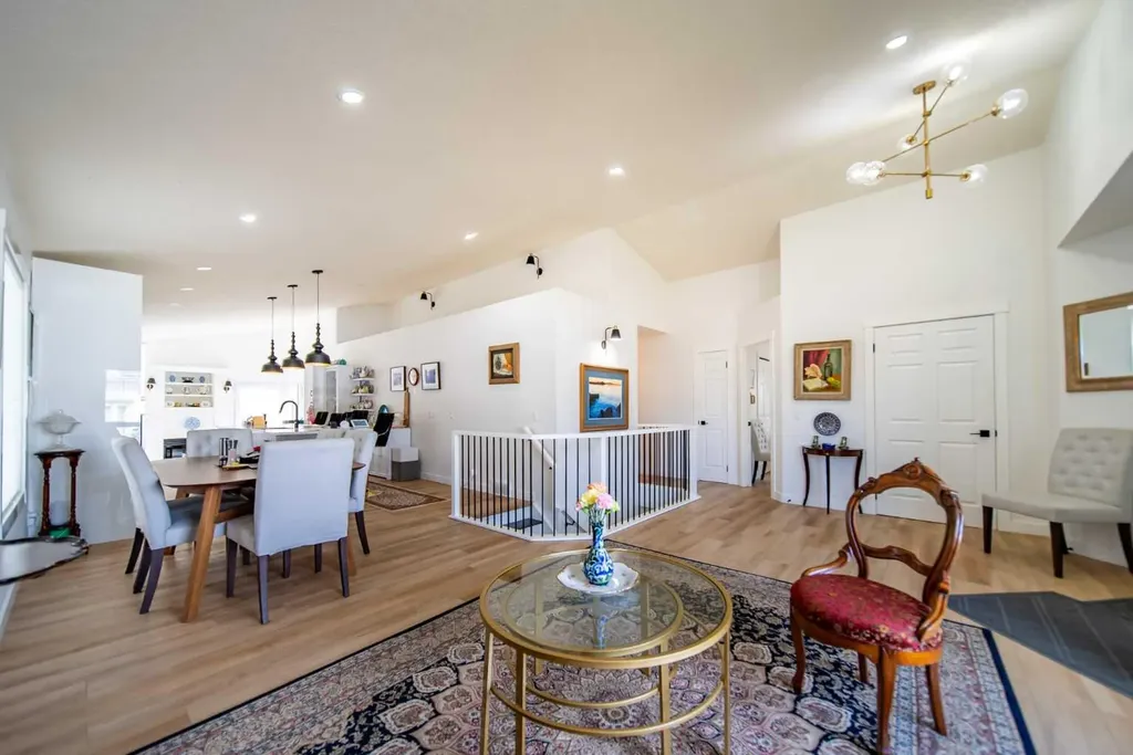 9 Scripps Landing NW Calgary AB T3L1V9