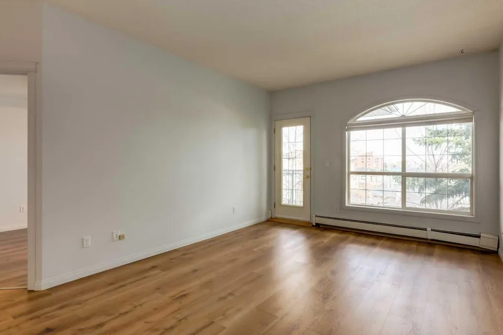 1919 31 Street SW Calgary AB T3E 2M9
