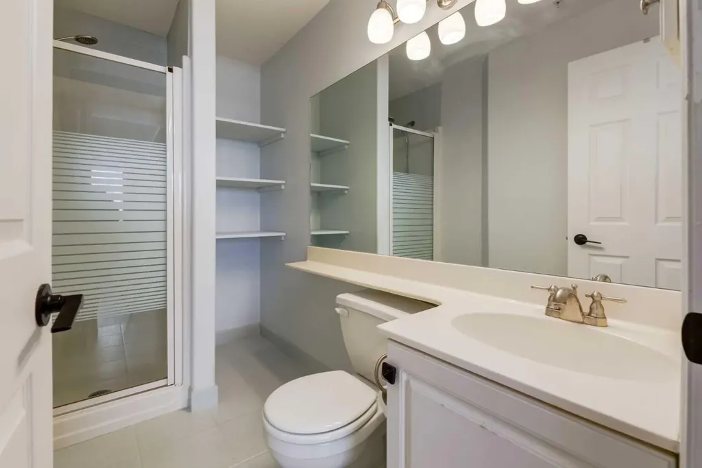 1919 31 Street SW Calgary AB T3E 2M9